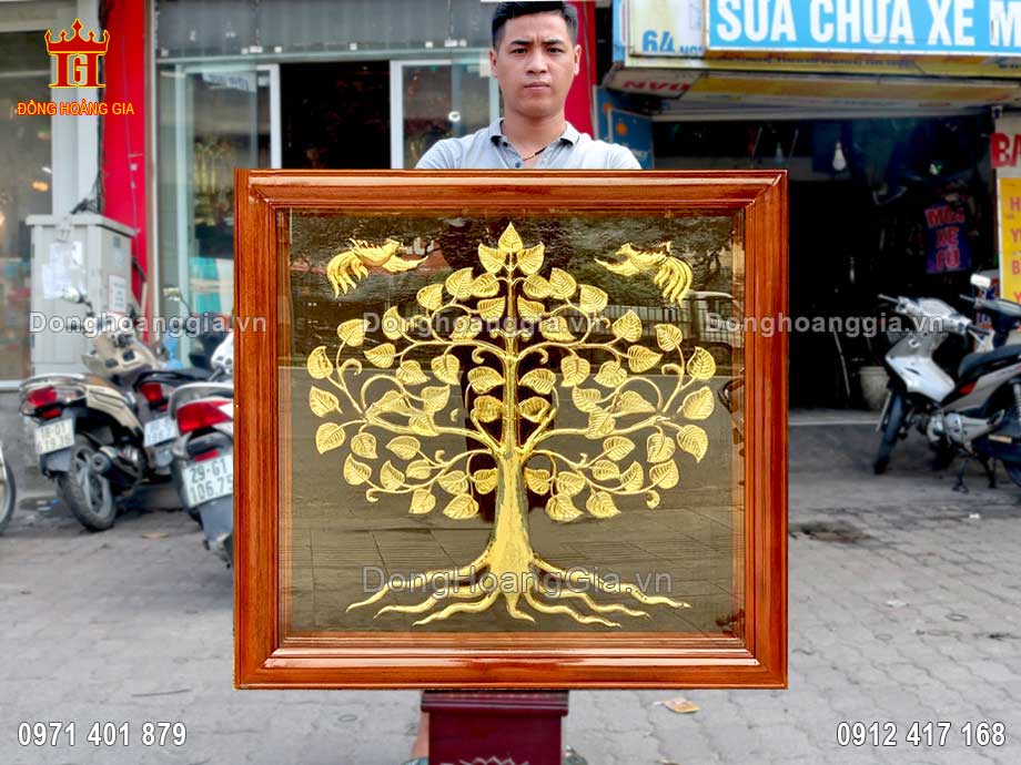 Bức tranh cây bồ đề bằng đồng mạ vàng 24K được nghệ nhân chế tác tinh xảo